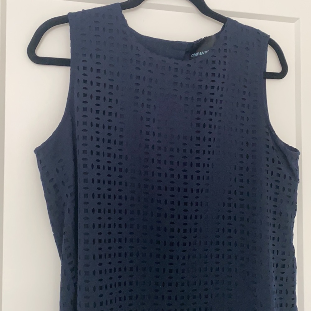Eyelet detailed top with button detail
